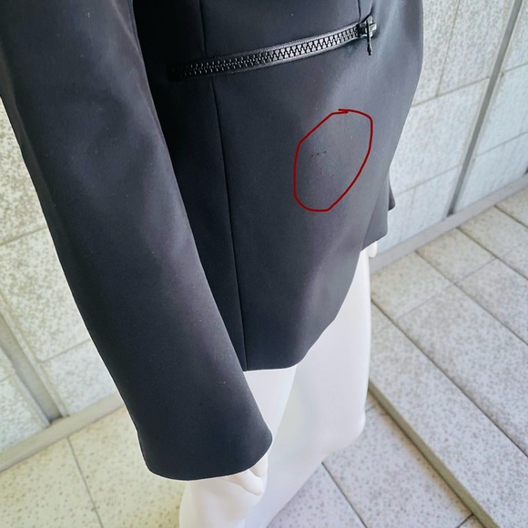 Veronica Beard Iconic Scuba Dickey Jacket with two different Dickey inserts - Picture 9 of 13